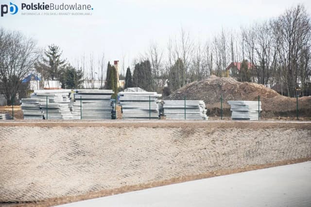 Prawidłowe dozowanie włókna polipropylenowego do wylewki - poradnik eksperta Prawidłowe dozowanie włókna polipropylenowego do wylewki - poradnik eksperta